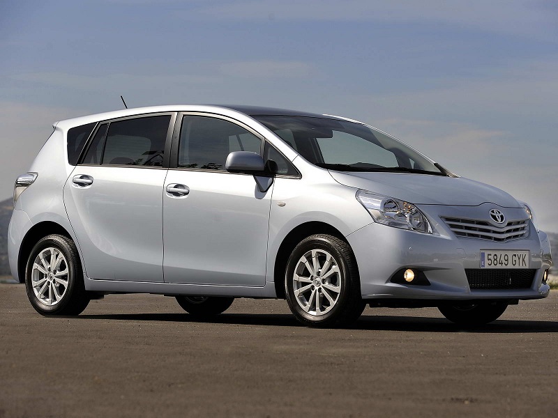 Manual Toyota Verso 2011 de Usuario