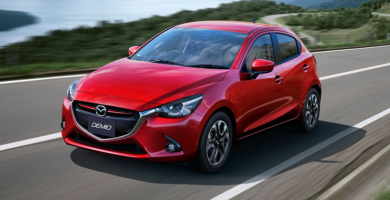 Descargar Manual Mazda 2 2016 de Usuario