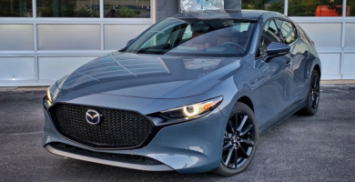 Descargar Manual Mazda 3 Hatchback 2020 de Usuario