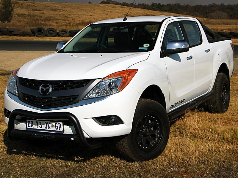 Descargar Manual Mazda BT-50 2015 de Usuario