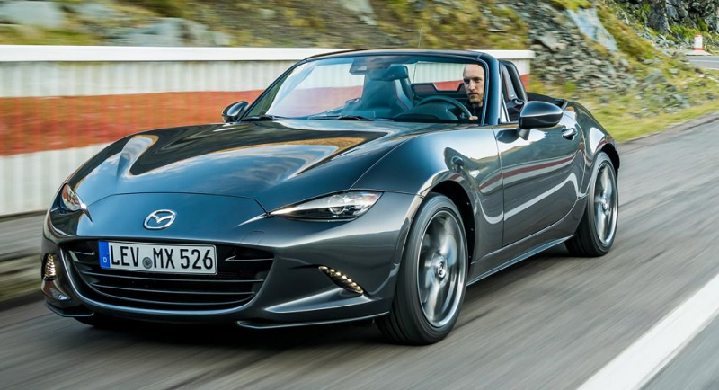 Descargar Manual Mazda MX-5 2022 de Usuario