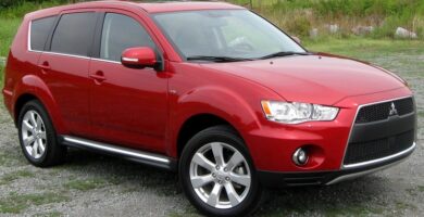 Descargar Manual Mitsubishi Outlander Diesel 2010 de Usuario