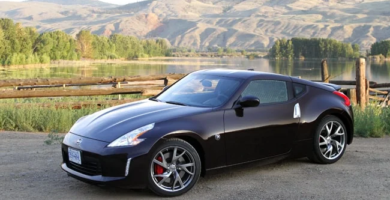 Descargar Manual Nissan 370Z Coupe 2013 de Usuario