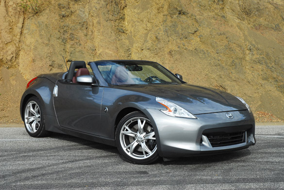 Descargar Manual Nissan 370Z Roadster 2011 de Usuario