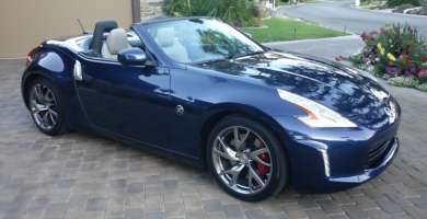 Descargar Manual Nissan 370Z Roadster 2013 de Usuario