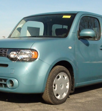 Descargar Manual Nissan Cube 2011 de Usuario