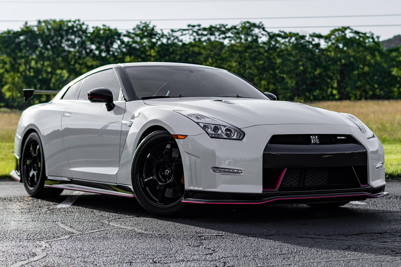 Descargar Manual Nissan GT-R 2015 de Usuario