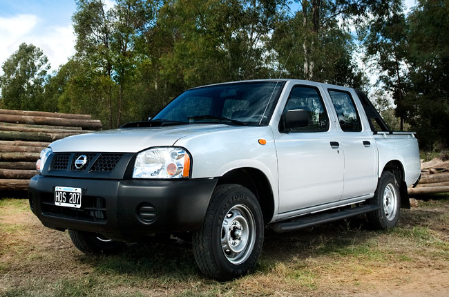 Descargar Manual Nissan NP300 2011 de Usuario