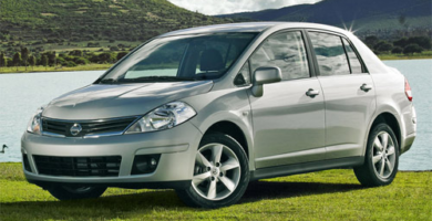 manual-de-usuario-Nissan-Tiida-2012