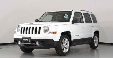 Descargar Manual Jeep Patriot 2012 de Usuario