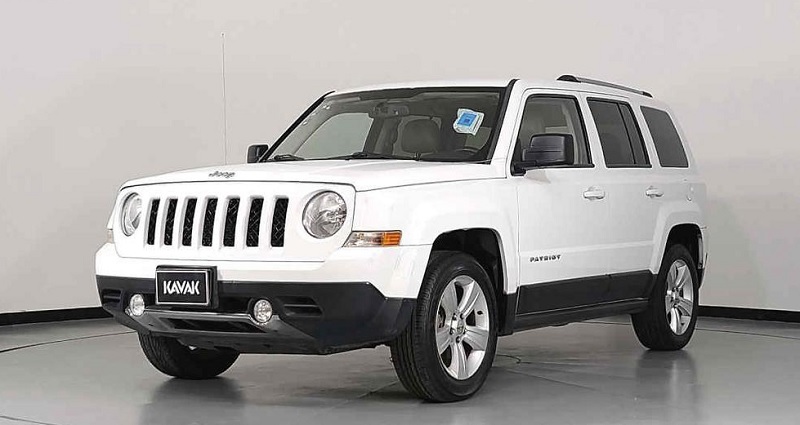 Descargar Manual Jeep Patriot 2012 de Usuario