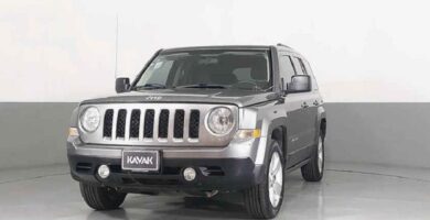 Descargar Manual Jeep Patriot 2013 de Usuario