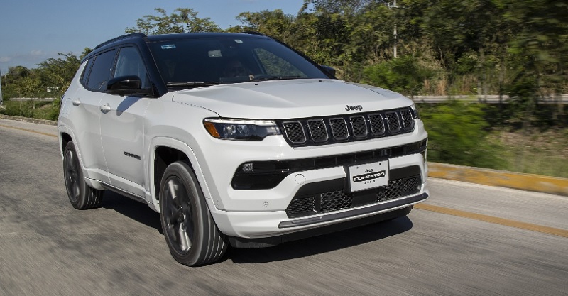 Descargar Manual Jeep Compass 2023 de Usuario