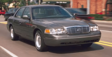 Descargar Manual Ford Crown Victoria 2003 de Usuario