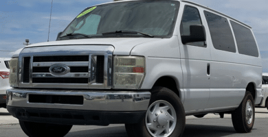 Descargar Manual Ford E-350 2010 de Usuario