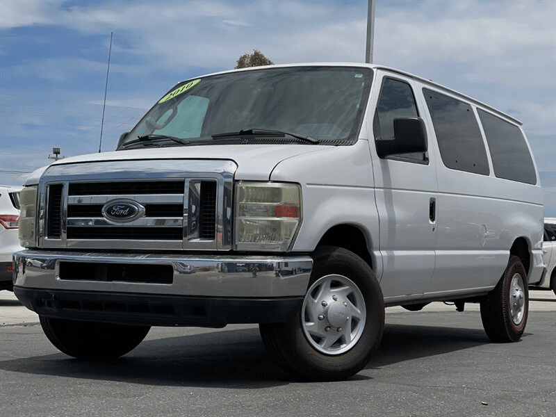 Descargar Manual Ford E-350 2010 de Usuario