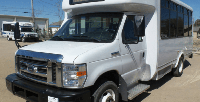 Descargar Manual Ford E-450 2010 de Usuario