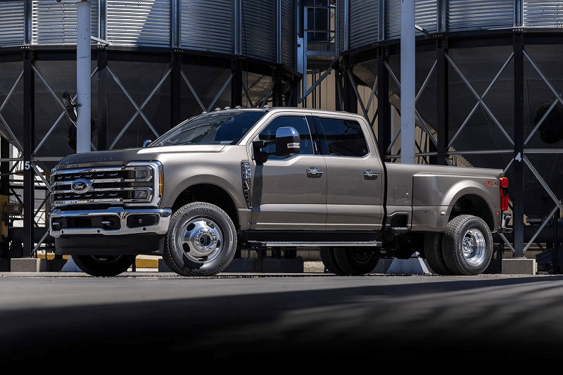 Descargar Manual Ford F-350 2023 de Usuario