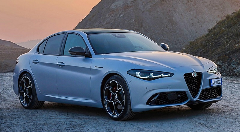 Manual Alfa Romeo Giulia 2023 de Usuario