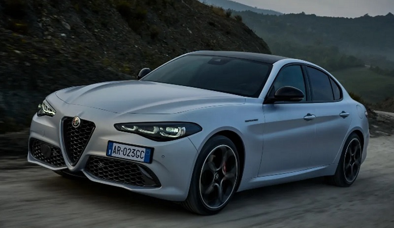 Manual Alfa Romeo Giulia GTA 2023 de Usuario