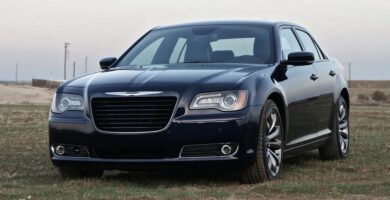 Descargar Manual Chrysler 300 2014 de Usuario