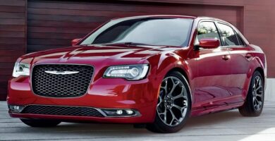 Descargar Manual Chrysler 300 2017 de Usuario