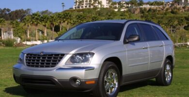 Descargar Manual Chrysler Pacifica Touring 2005 de Usuario