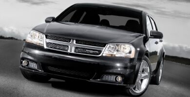 Descargar Manual Dodge Avenger 2011 de Usuario