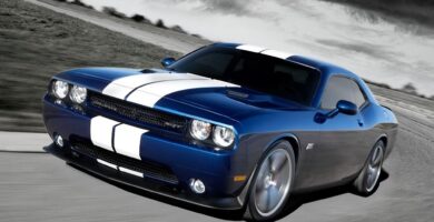 Descargar Manual Dodge Challenger SRT 2011 de Usuario