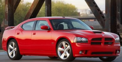 Descargar Manual Dodge Charger SRT8 2010 de Usuario