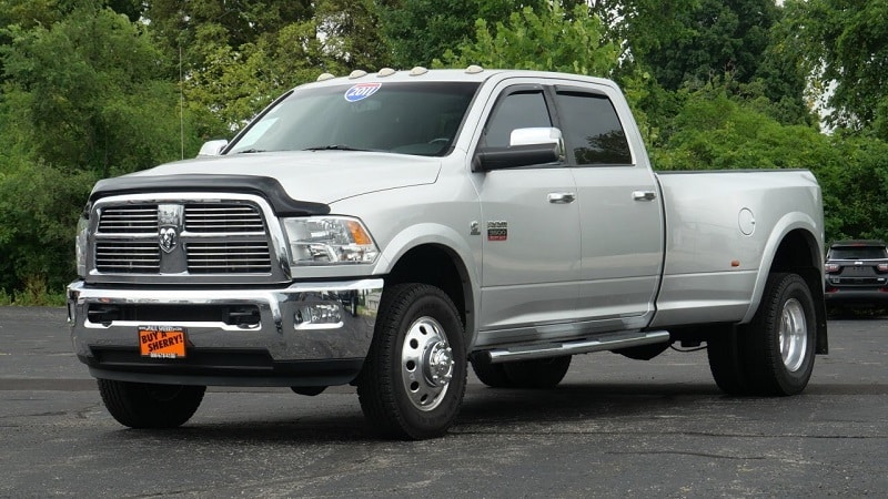Descargar Manual RAM 3500 2011 de Usuario