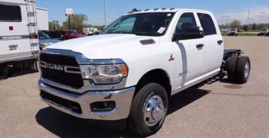 Descargar Manual RAM 3500 Chassis Cab 2019 de Usuario