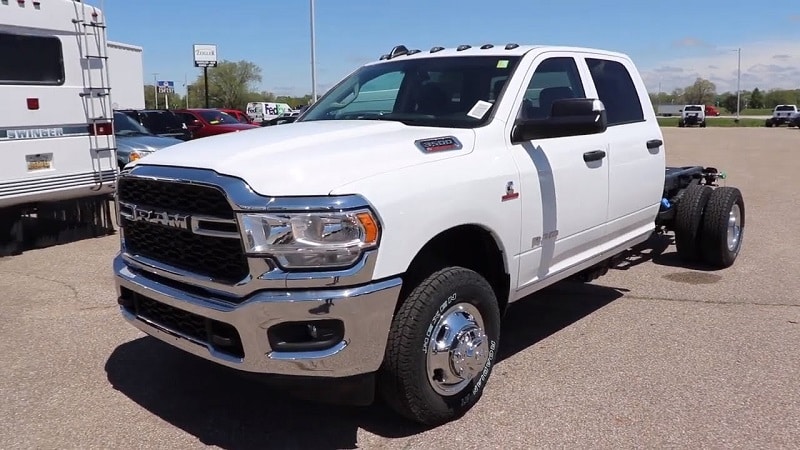 Manual RAM 3500 Chassis Cab 2019 de Usuario