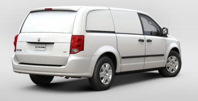 Descargar Manual RAM Cargo Van 2012 de Usuario