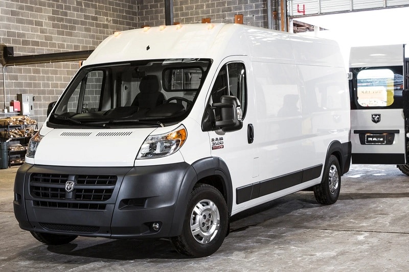 Descargar Manual RAM Cargo Van 2014 de Usuario