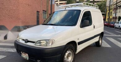 Descargar Manual Peugeot Partner VU 2005 de Usuario