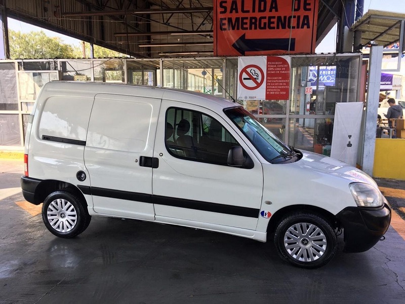 Manual Peugeot Partner VU 2007 de Usuario