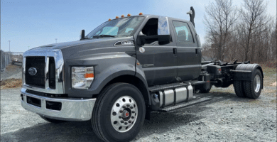 Descargar Manual Ford F-750 2024 de Usuario