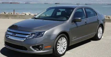 Descargar Manual Ford Fusion Hybrid 2010 de Usuario