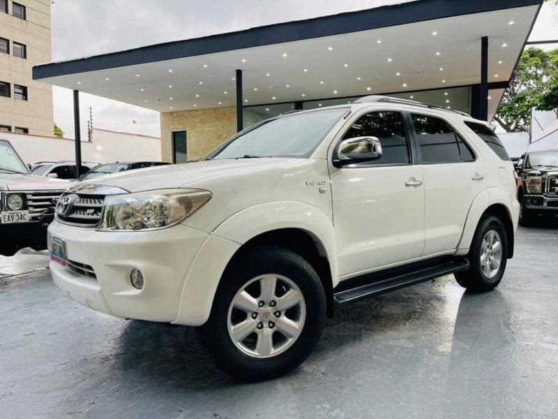 Descargar Manual de Taller TOYOTA Fortuner 2010 PDF Gratis