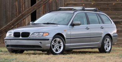 Descargar Manual de Propietario BMW 325i Sports Wagon 2004 PDF gratis