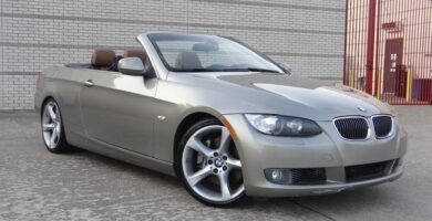 Descargar Manual de Propietario BMW 335i Convertible 2010 PDF gratis