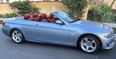 Descargar Manual de Propietario BMW 335is Convertible 2011 PDF gratis