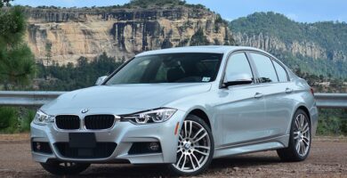 Descargar Manual de Propietario BMW 340i Sedan 2016 PDF gratis