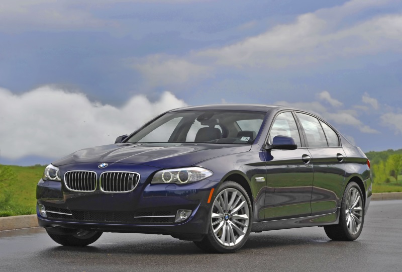 Descargar Manual de Propietario BMW 528i xDrive Sedan 2013 PDF gratis