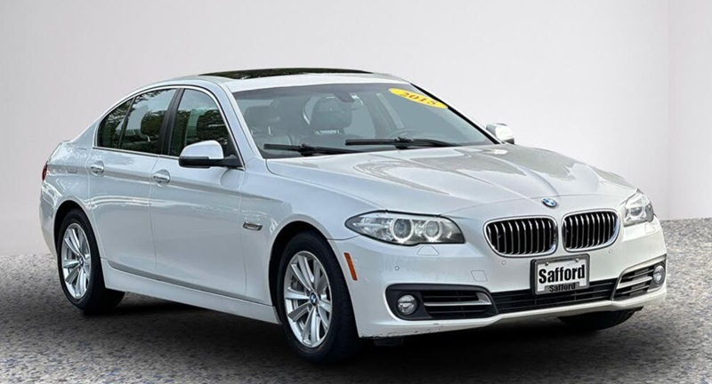 Descargar Manual de Propietario BMW 528i xDrive Sedan 2015 PDF gratis