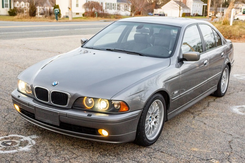 Descargar Manual de Propietario BMW 530i 2002 PDF gratis