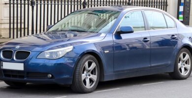 Descargar Manual de Propietario BMW 530i 2005 PDF gratis