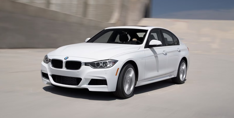 Descargar Manual de Propietario BMW 535i Sedan 2013 PDF gratis