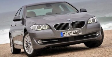 Descargar Manual de Propietario BMW 535i xDrive 2012 PDF gratis